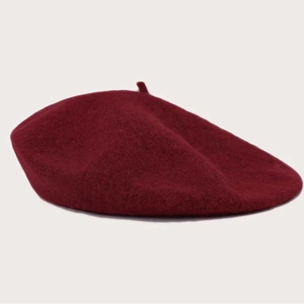 Dark red burgundy beret NWT
